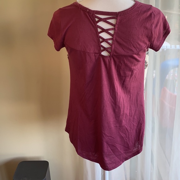 XS Maurice’s Patterned Top - Picture 2 of 3